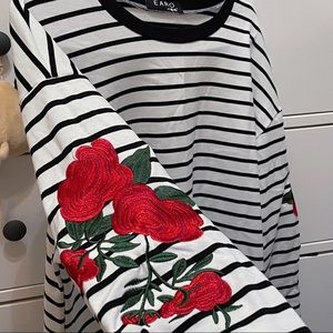 Rose Embroidering striped shirt